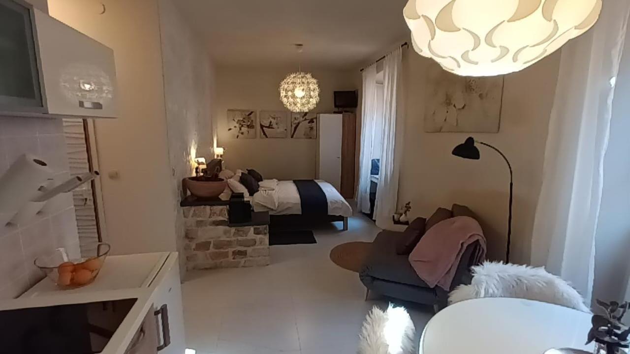 Leut Apartment Korčula Екстериор снимка