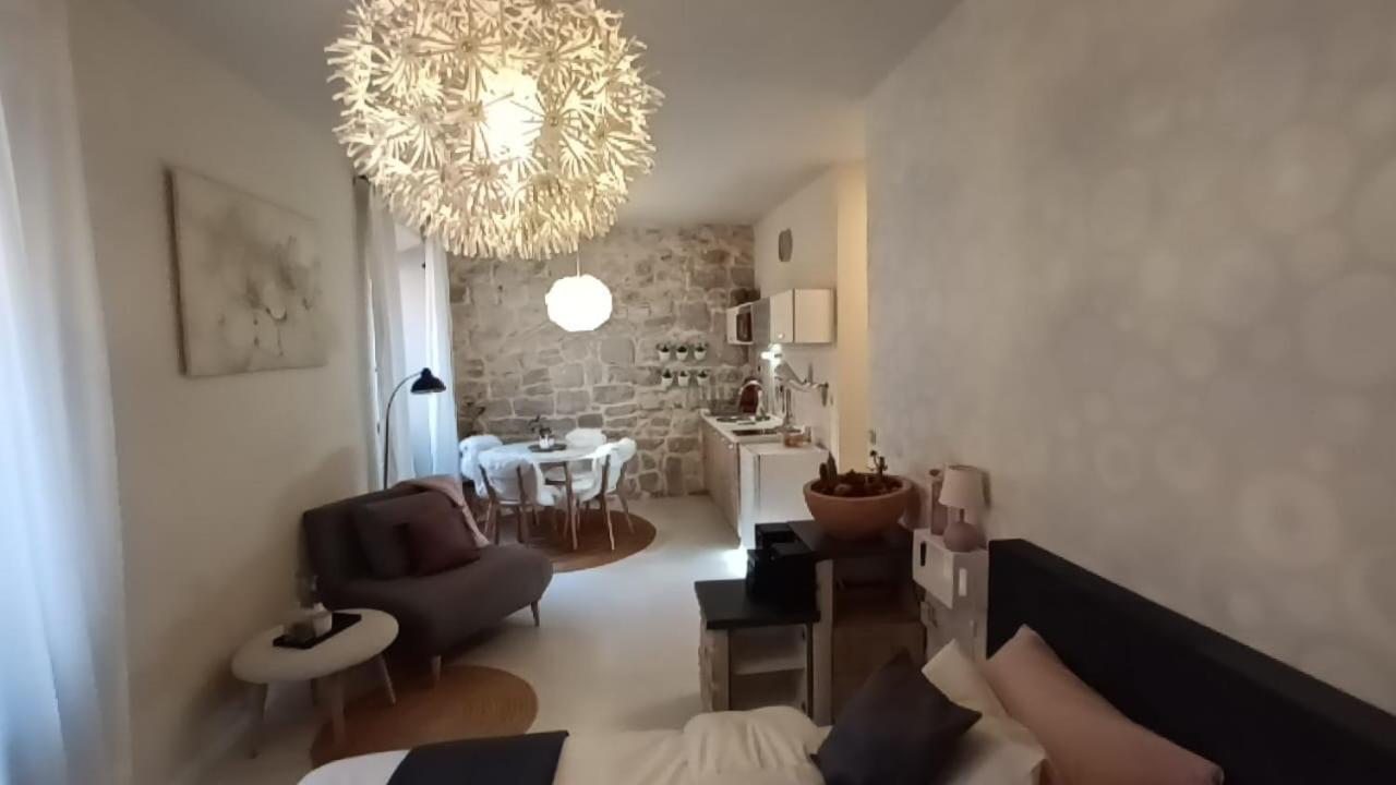 Leut Apartment Korčula Екстериор снимка